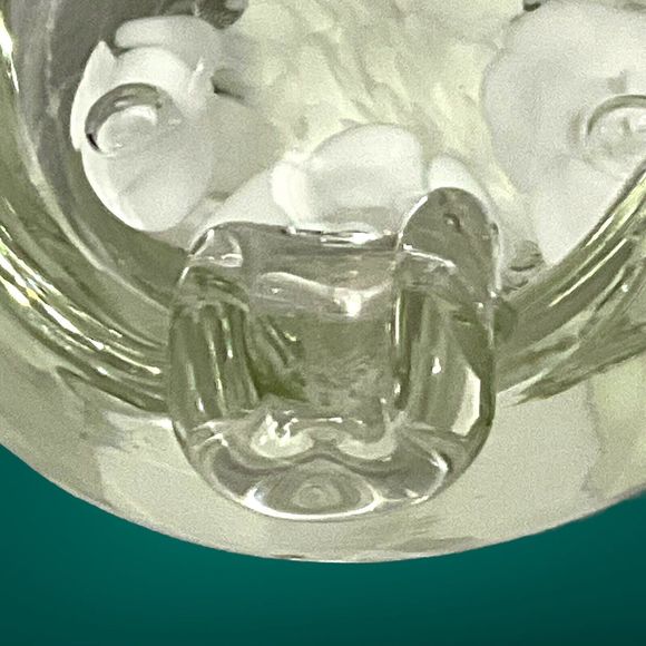 Vtg St Clair Glass Paperweight Ashtray White Trumpet Flowers Controlled Bubbles - Picture 7 of 16